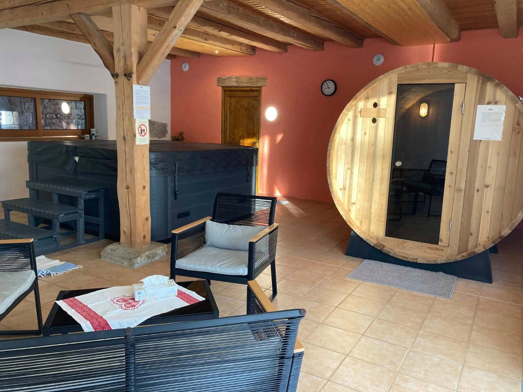 Bed and Breakfast Le Moulin Des Oyes Censeau Exterior foto