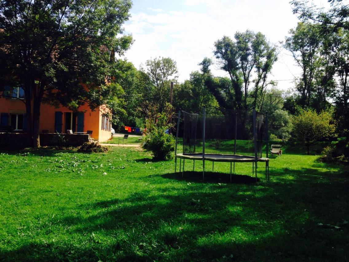 Bed and Breakfast Le Moulin Des Oyes Censeau Exterior foto